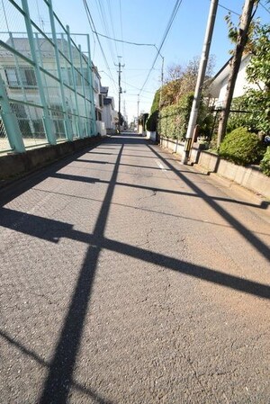 ドルフ国立の物件内観写真